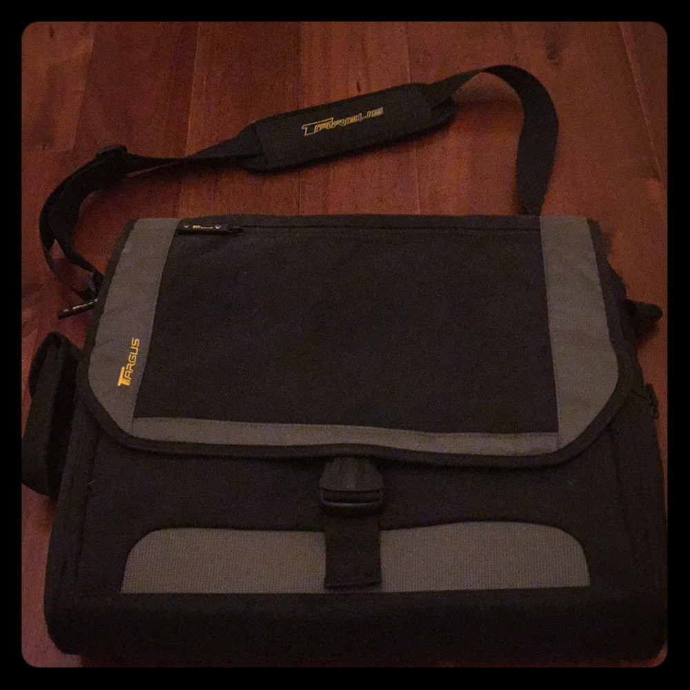 Targus laptop bag